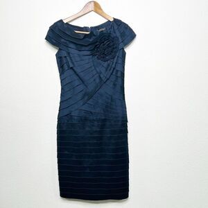 Tadashi Shoji Blue Elegant Scalloped Floral Short Sleeve Sheath Dress Size 6